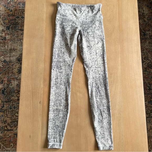 Lululemon Wunder Under Low-Rise Tight *Full-On Luxtreme 28" Alpine White Multi - Picture 3 of 11